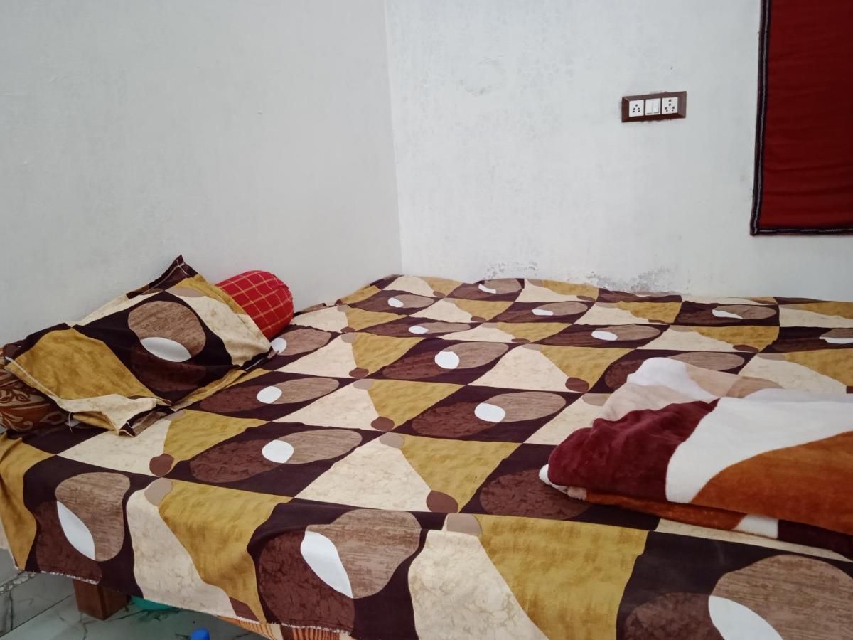 Vrinda Homestay Vrindāvan Dış mekan fotoğraf