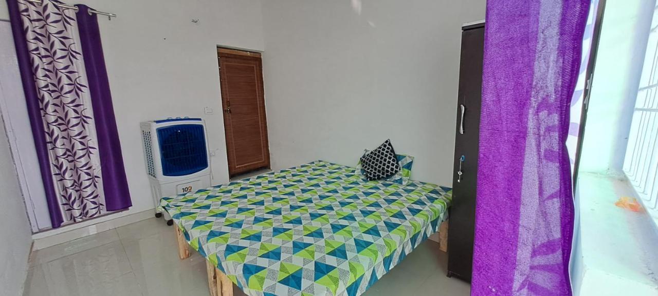 Vrinda Homestay Vrindāvan Dış mekan fotoğraf